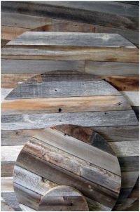 Ronde tafelbladen om te maken van hout uit de sloop of oude pallets.